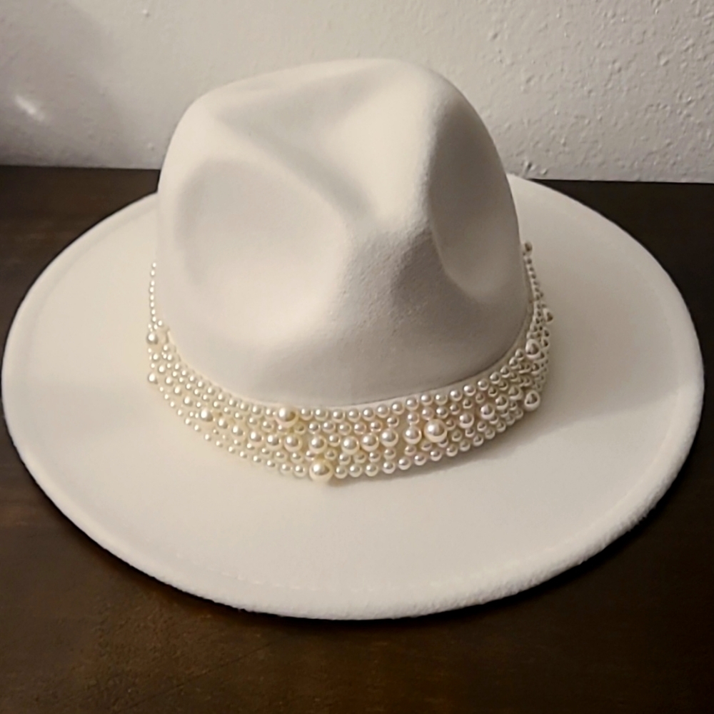White with Pearl Accent Hat